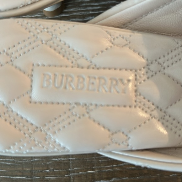 Burberry kitten heel size 37 New - Picture 10 of 11